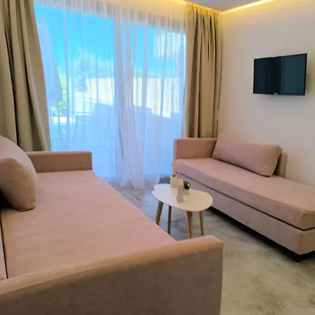 Calm Luxury Λιμενάρια